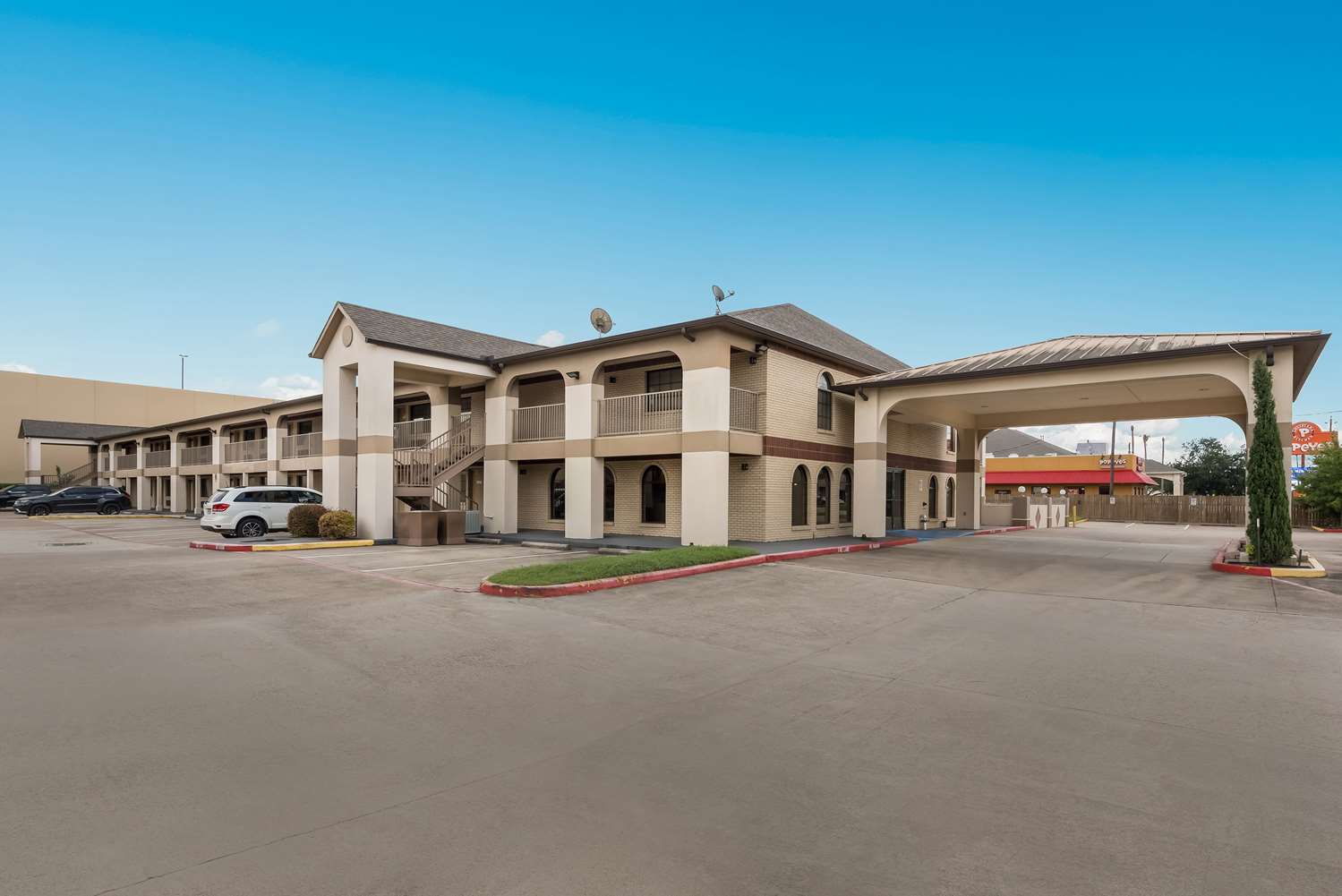 Surestay Hotel By Best Western Deer Park 2/31