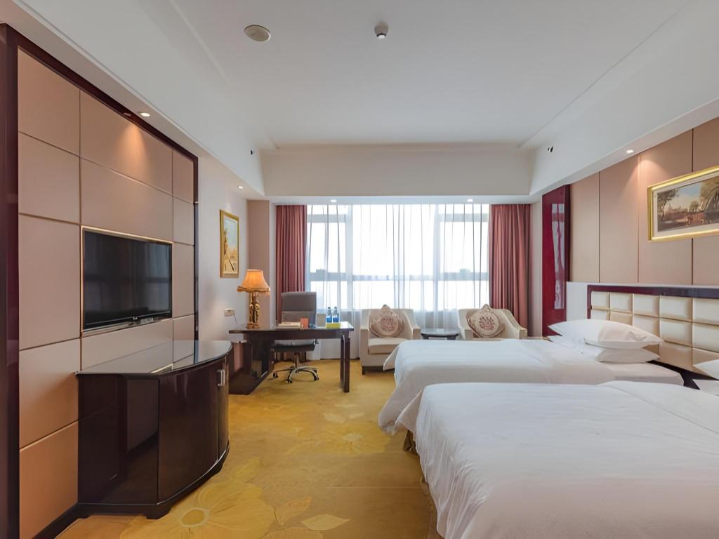 Vienna International Hotel (Zhongshan North Station) 28/57