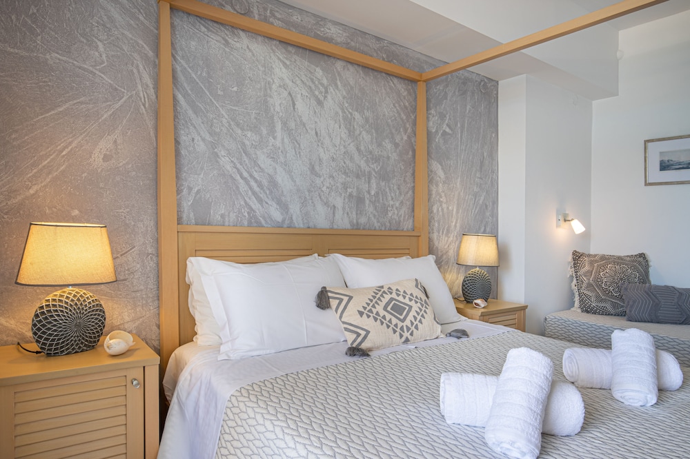غرفة سوبيريور بسرير كوين، Blue Harmony Hotel 2/5