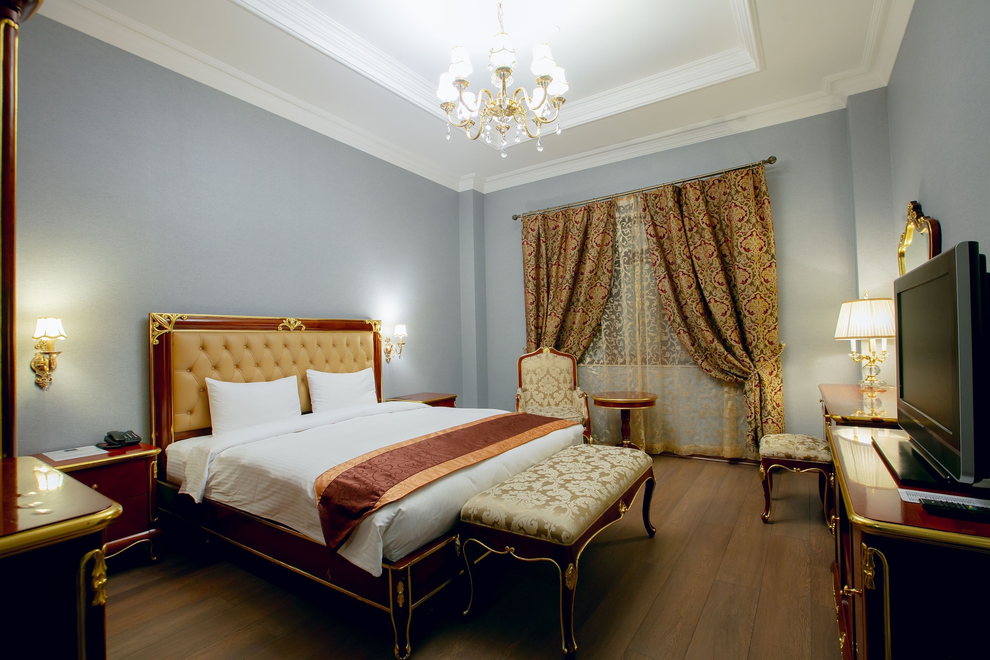 SUPERIOR DOUBLE ROOM