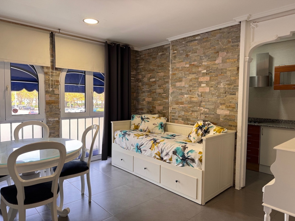 APARTAMENTOS LAS BRISAS 33/49