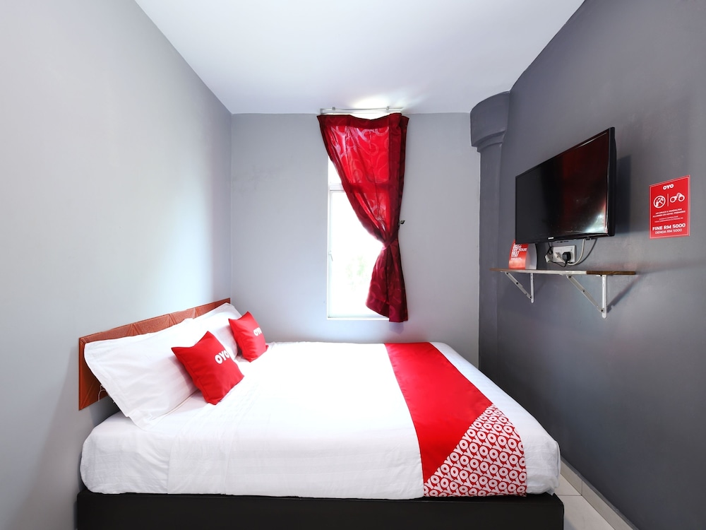 Oyo 1184 Ho Hotel 16/22