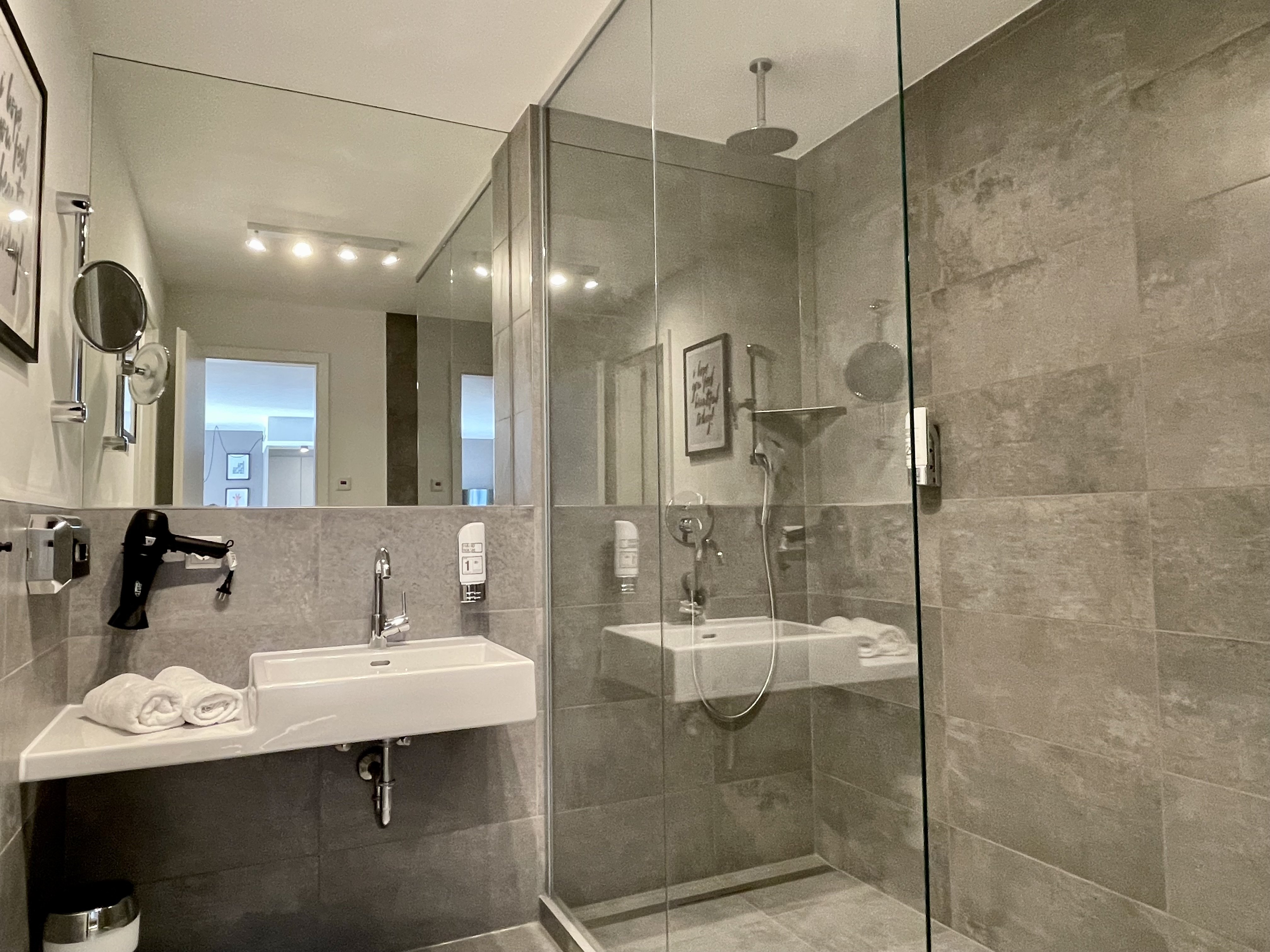 Zeitwohnhaus Suite Hotel Serviced Apartments 49/50