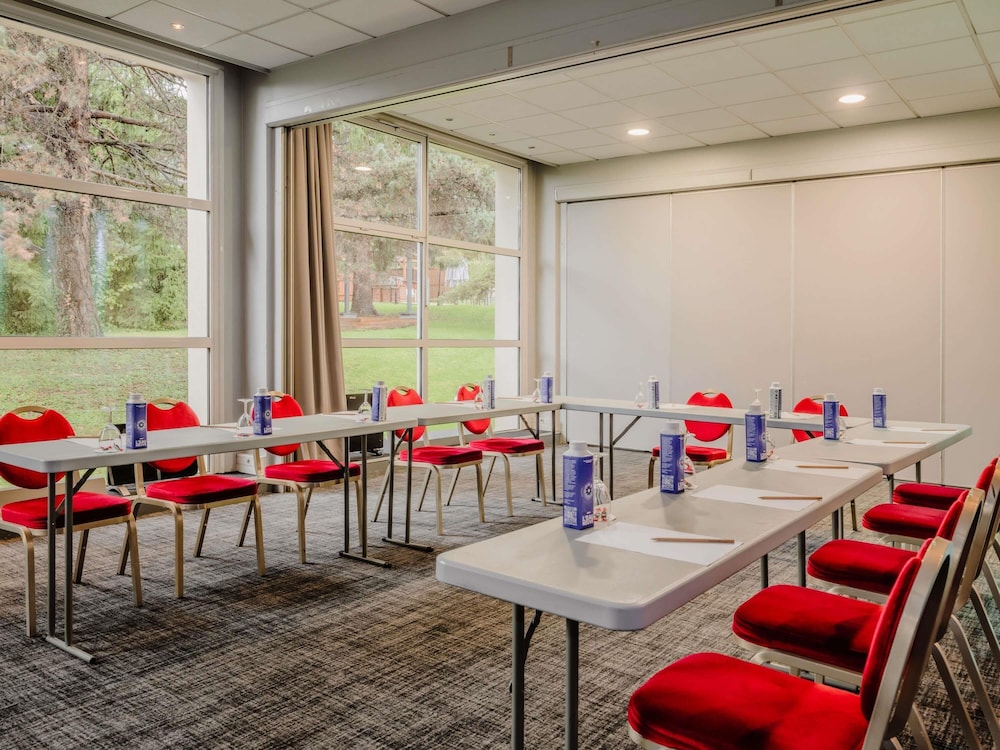 Mercure Annecy Sud 62/70