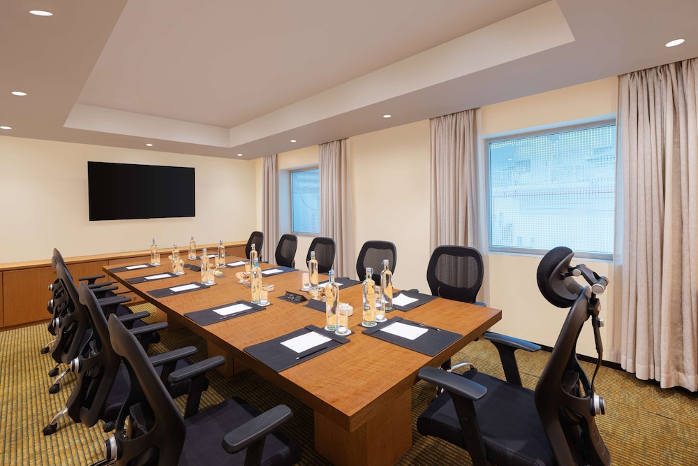 Radisson Blu Hotel Ranchi 62/68