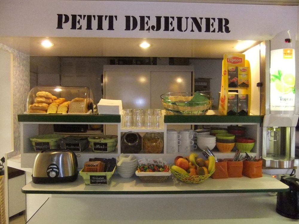 Hotel Premiere Classe Niort Est - Chauray 42/57