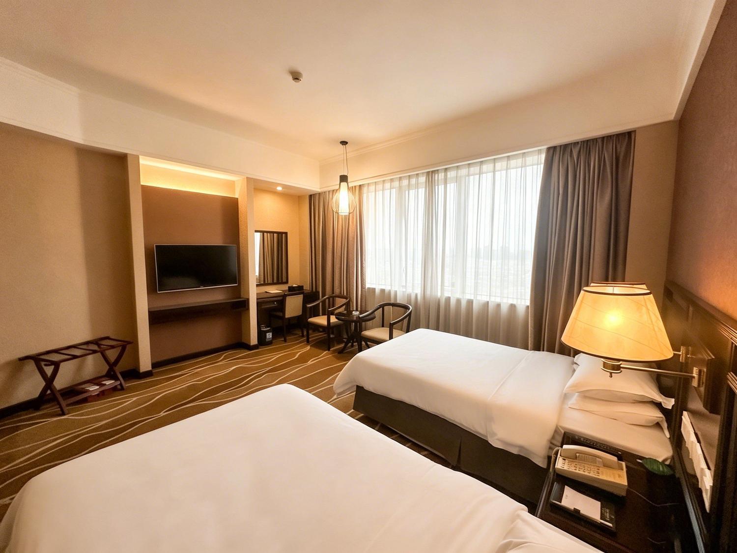 Light, Luxury, 2 Beds