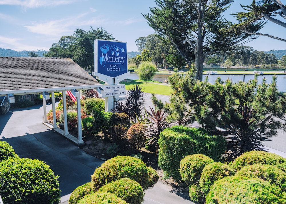 Monterey Bay Lodge 63/71