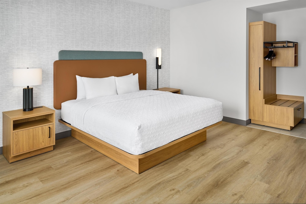Hampton Inn Midland West 18/44