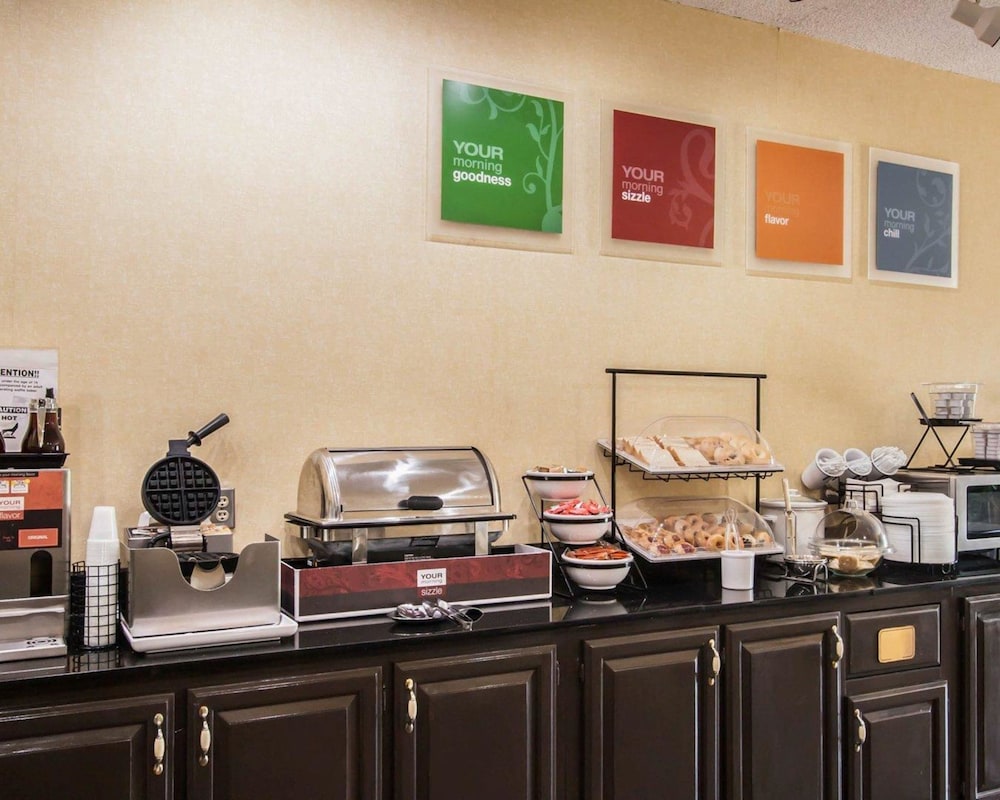Quality Inn Hayti Comfort Inn Hayti 20/26