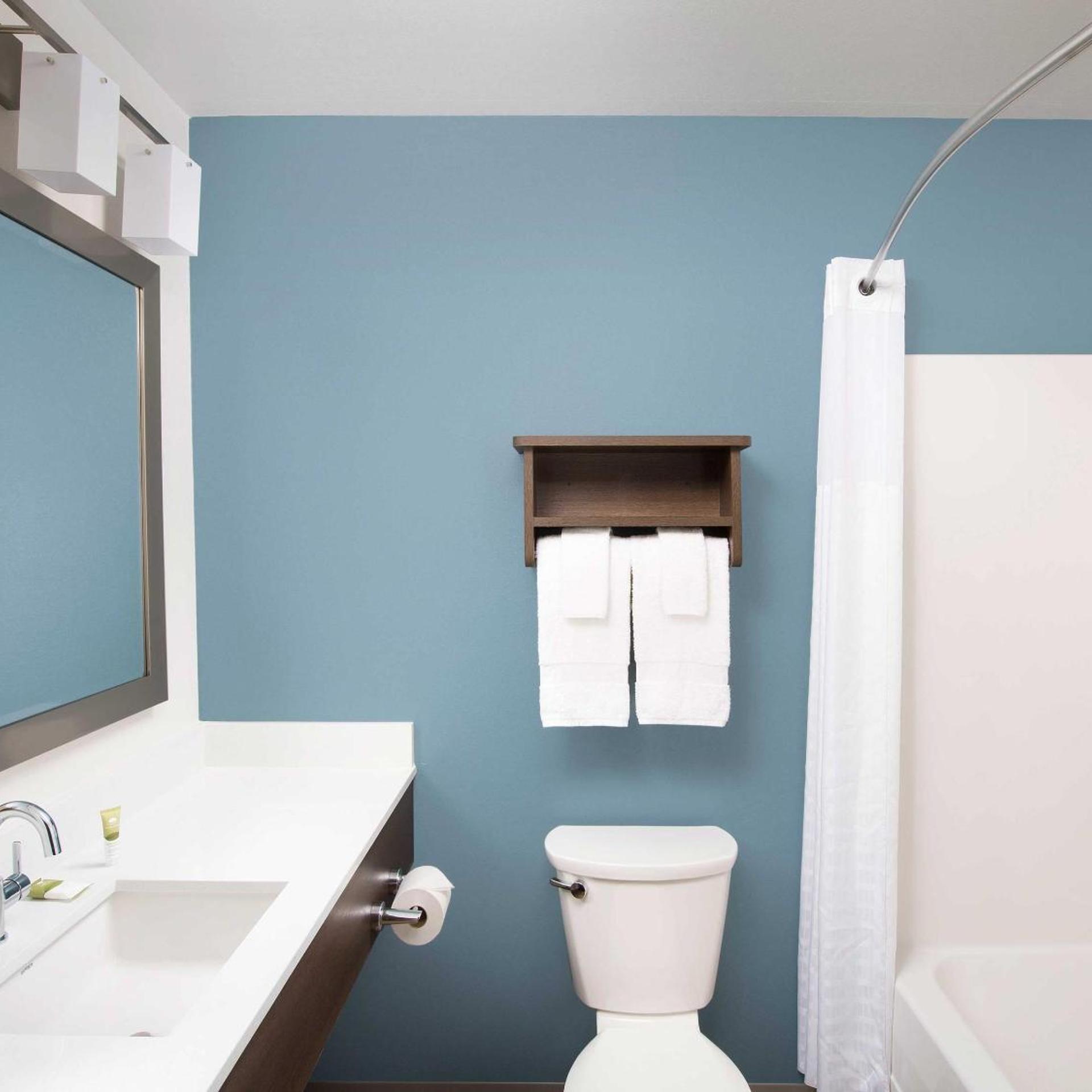WoodSpring Suites Cleveland North 28/30