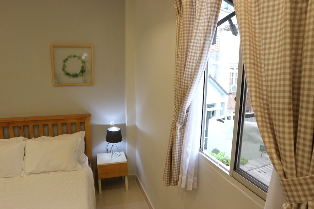 Long Hostel 9/39
