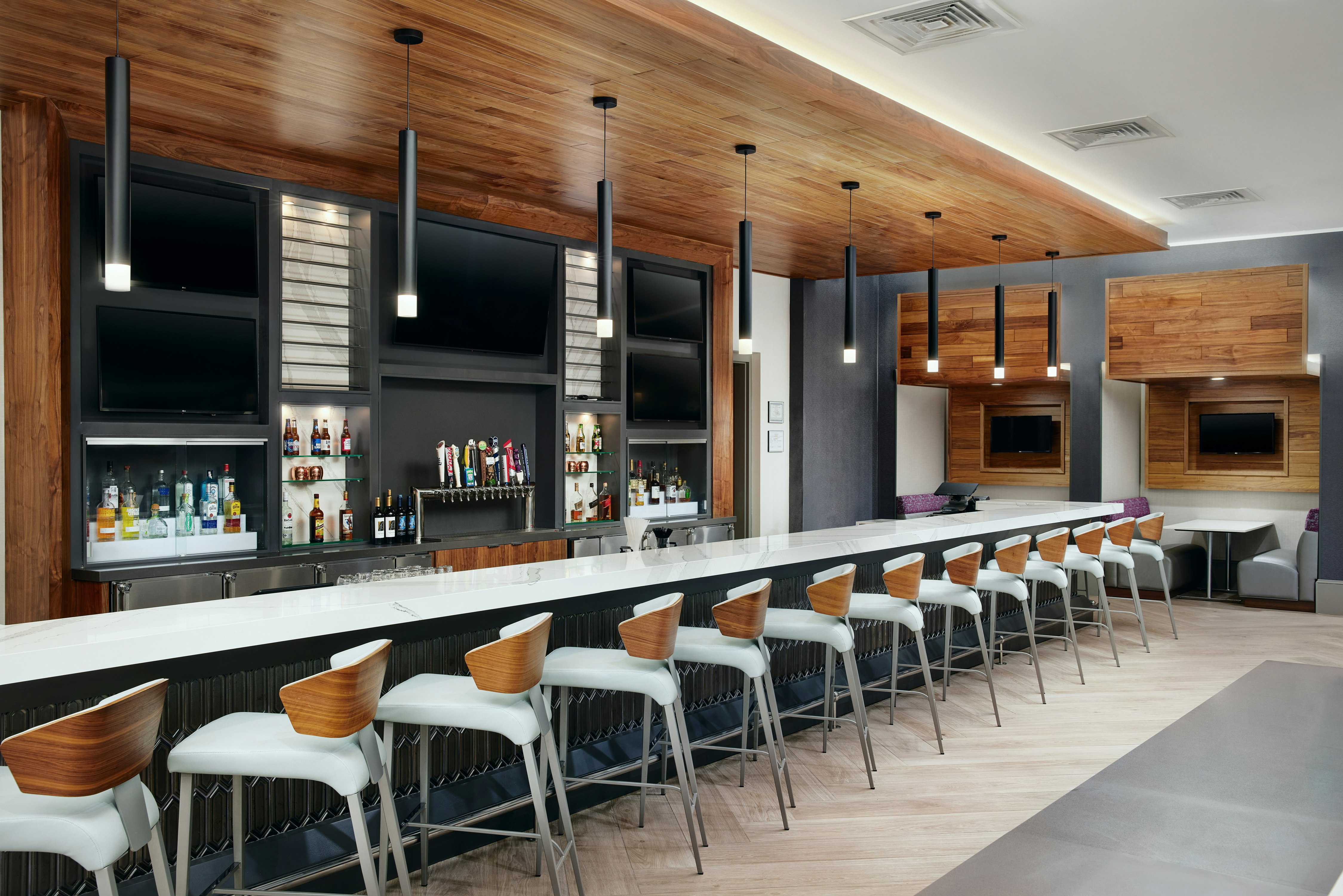 Embassy Suites by Hilton Atlanta Airport North 16/29