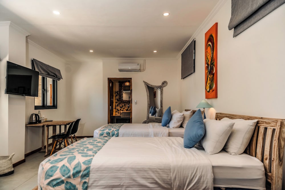 غرفة سوبيريور بسريرين منفصلين، Komodo Suites Downtown 7/10