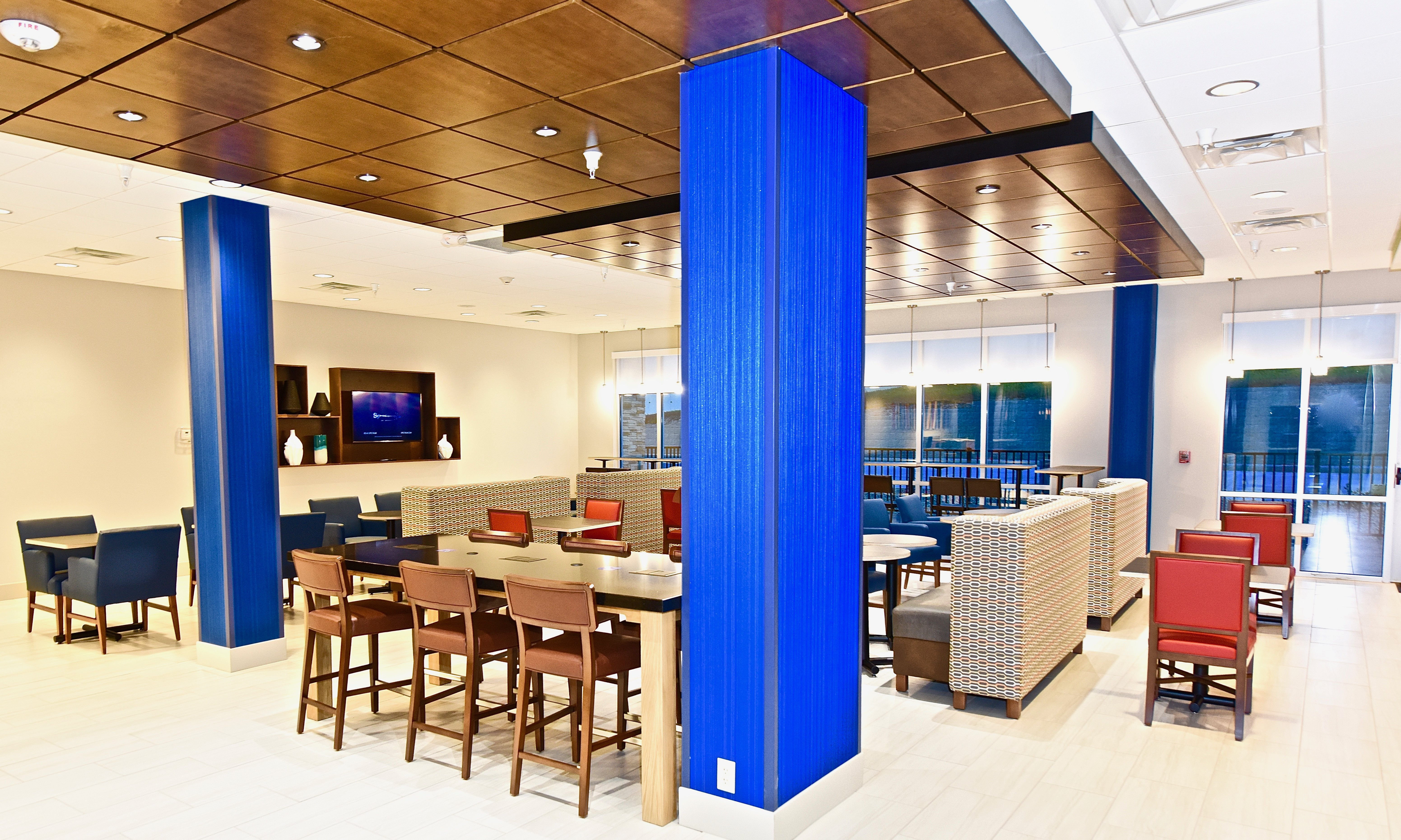 Holiday Inn Express and Suites Perryville I 55 43/60