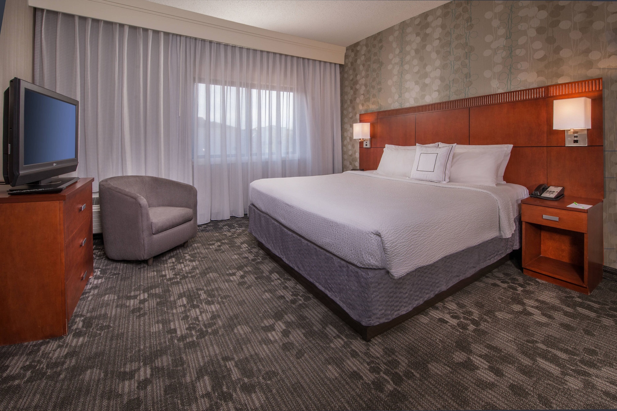 Room at Courtyard By Marriott Washington Dulles Airport Chantilly, CHANTILLY - VA