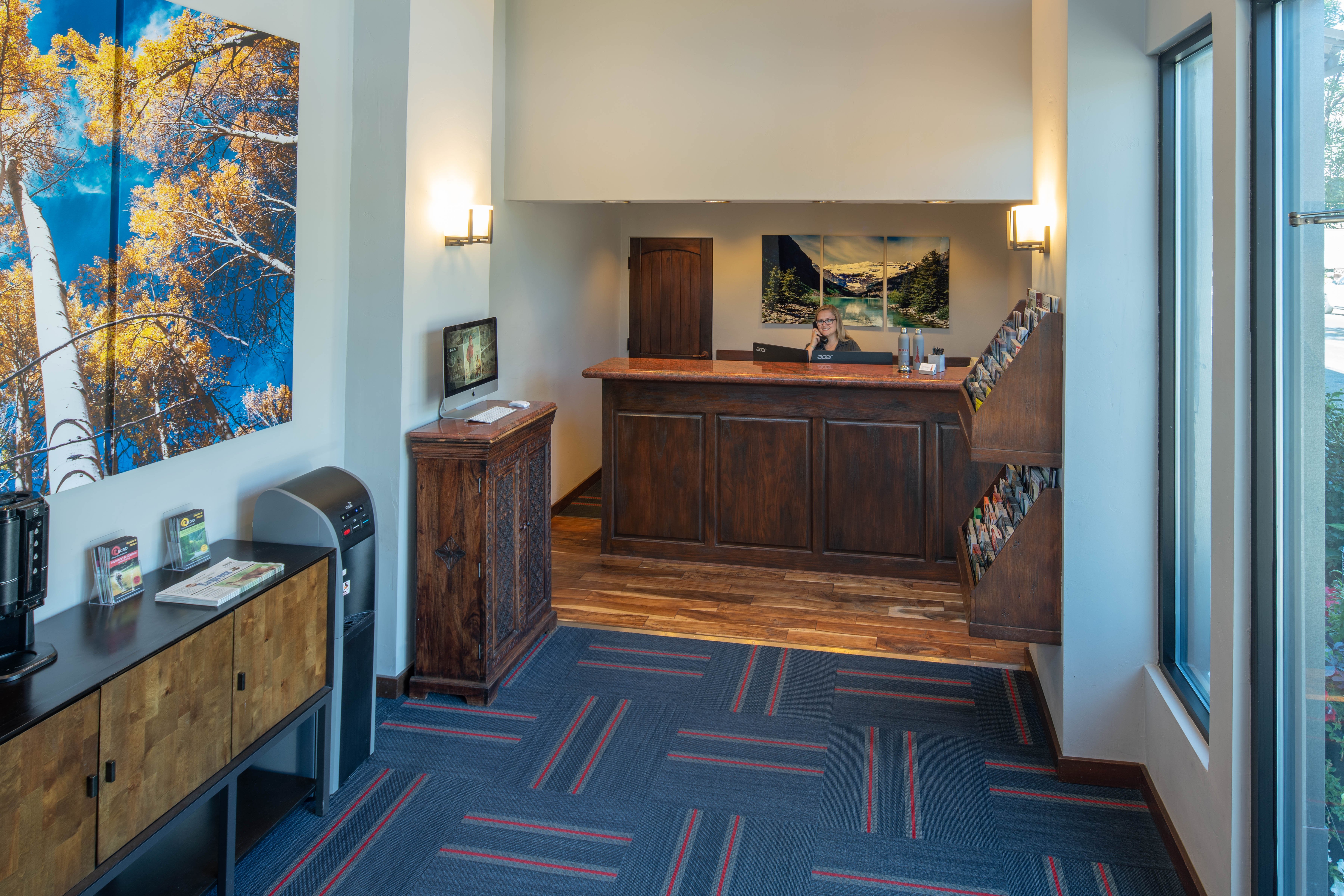 Tamarack Lodge 13/54