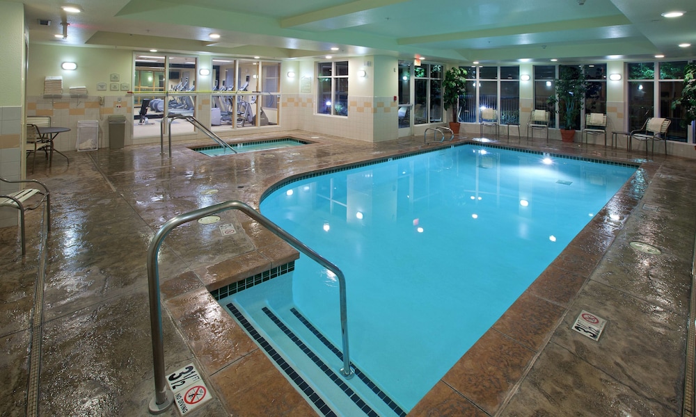 Hilton Garden Inn Ontario/Rancho Cucamonga 3/49