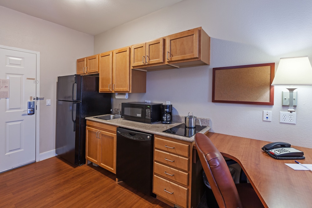 Candlewood Suites Hotel Texas City 39/53