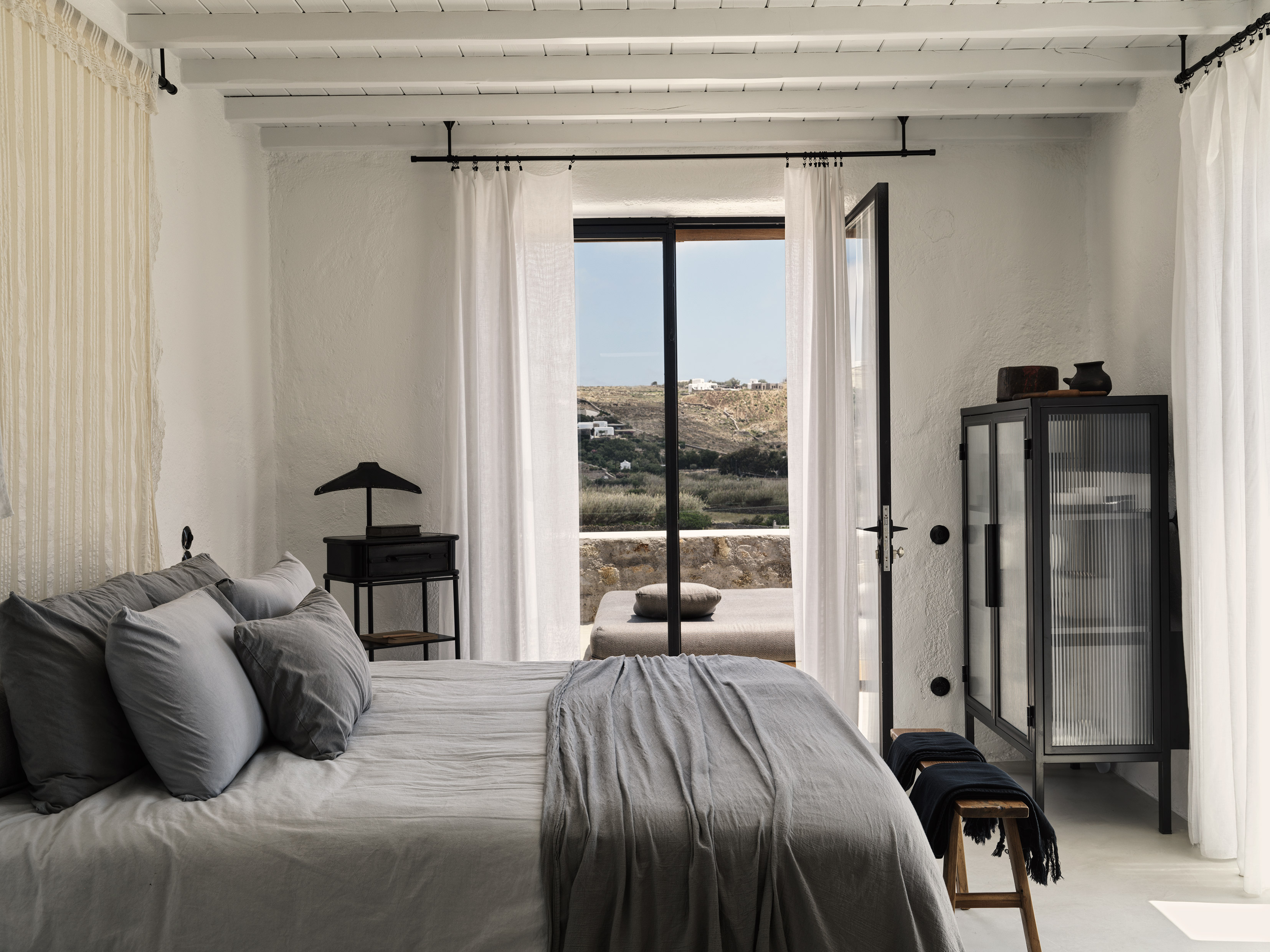 Nomad Mykonos 12/50