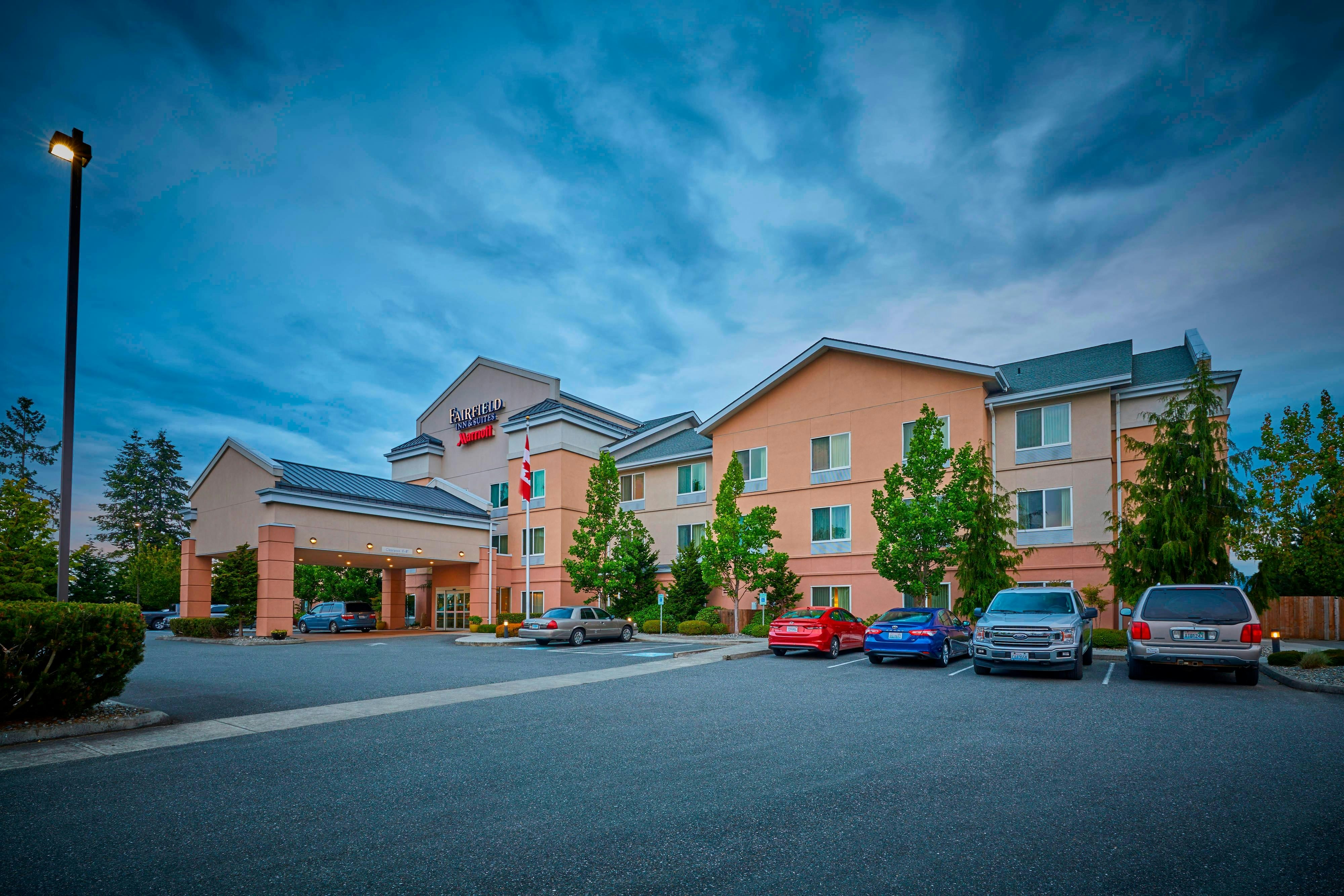 Fairfield Inn Suites By Marriott Burlington 31/32