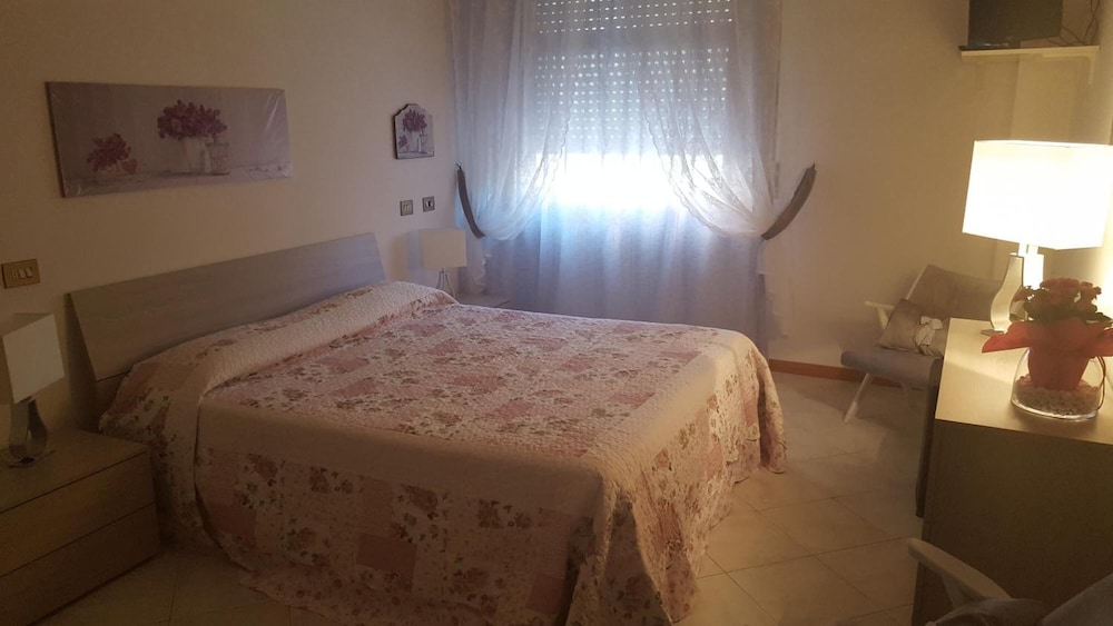 Hotel President 23/43