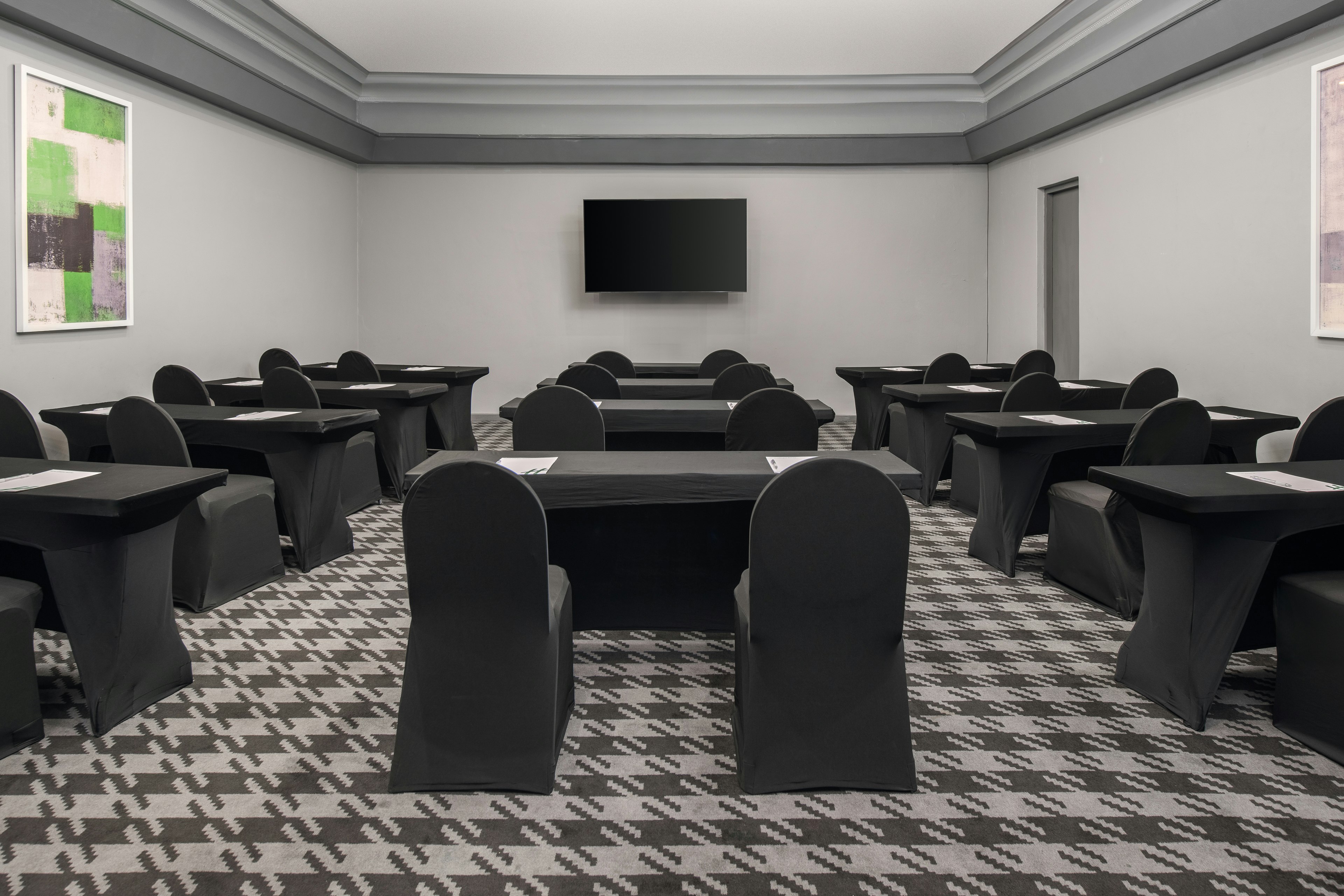Holiday Inn Johannesburg Airport Previously Know As the Airport Grand Hotel And Conference Centre 28/50