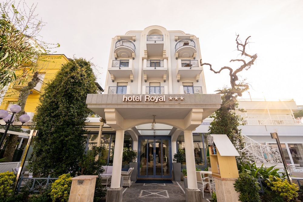 Hotel Royal 1/50