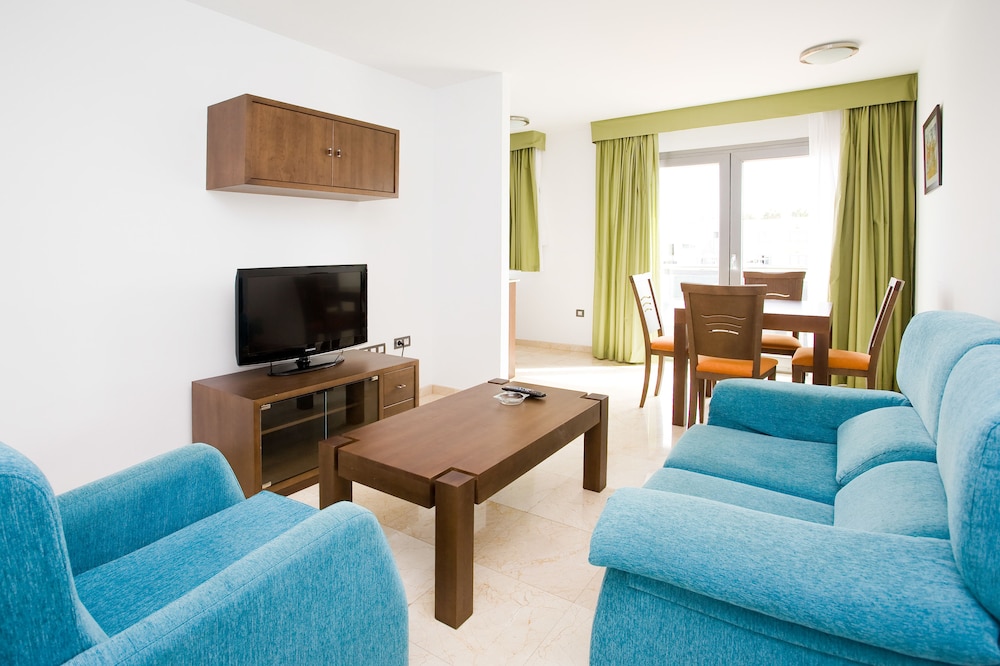 Hotel LIVVO Corralejo Beach 40/70