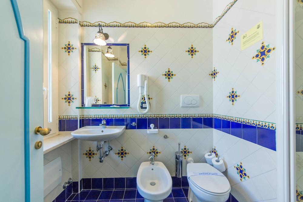 Albergo Riviera 44/46