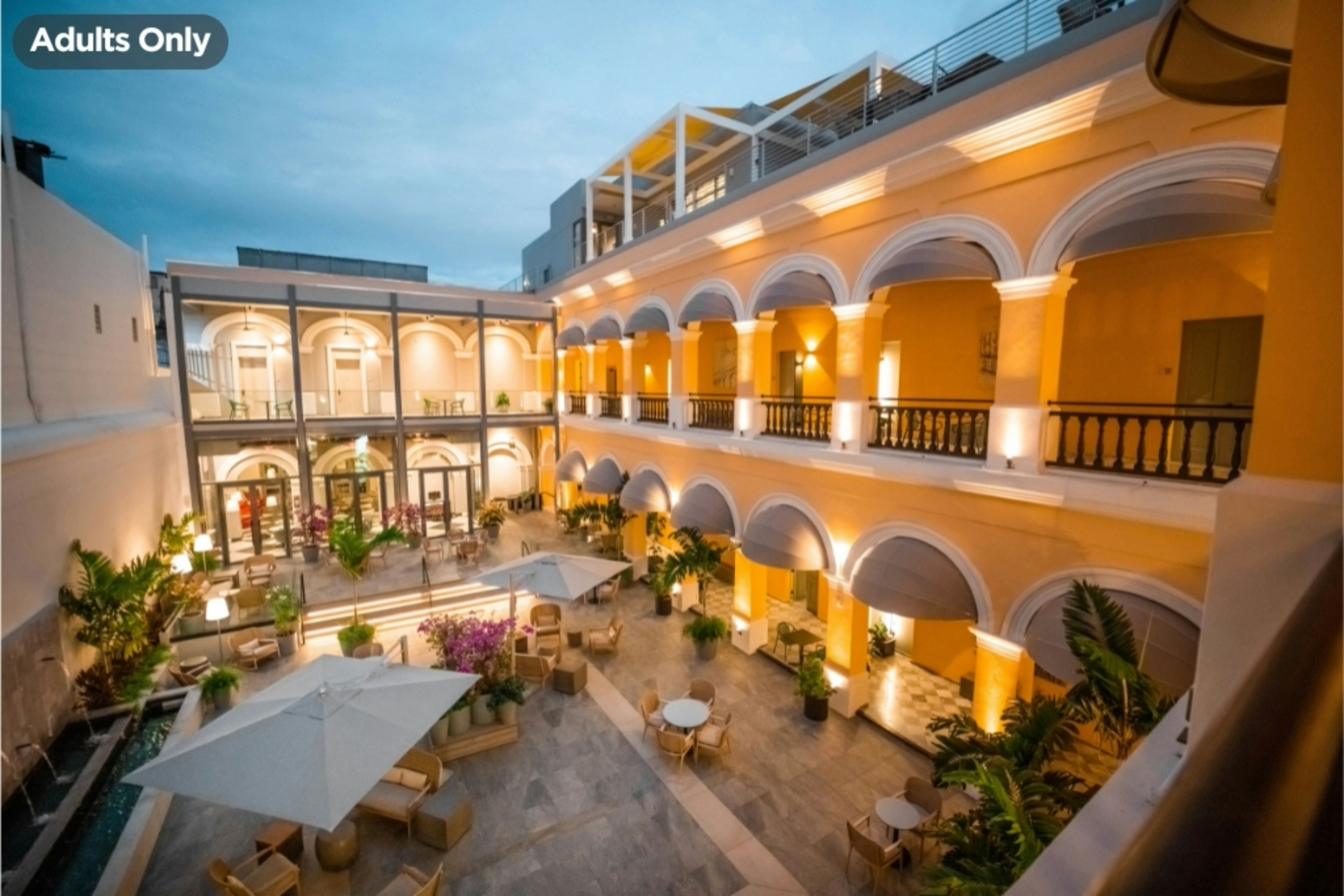 Palacio Provincial San Juan, Curio Collection by Hilton 5/45
