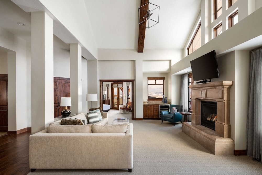 Hyatt at the Canyons by Park City Vacations 60/85