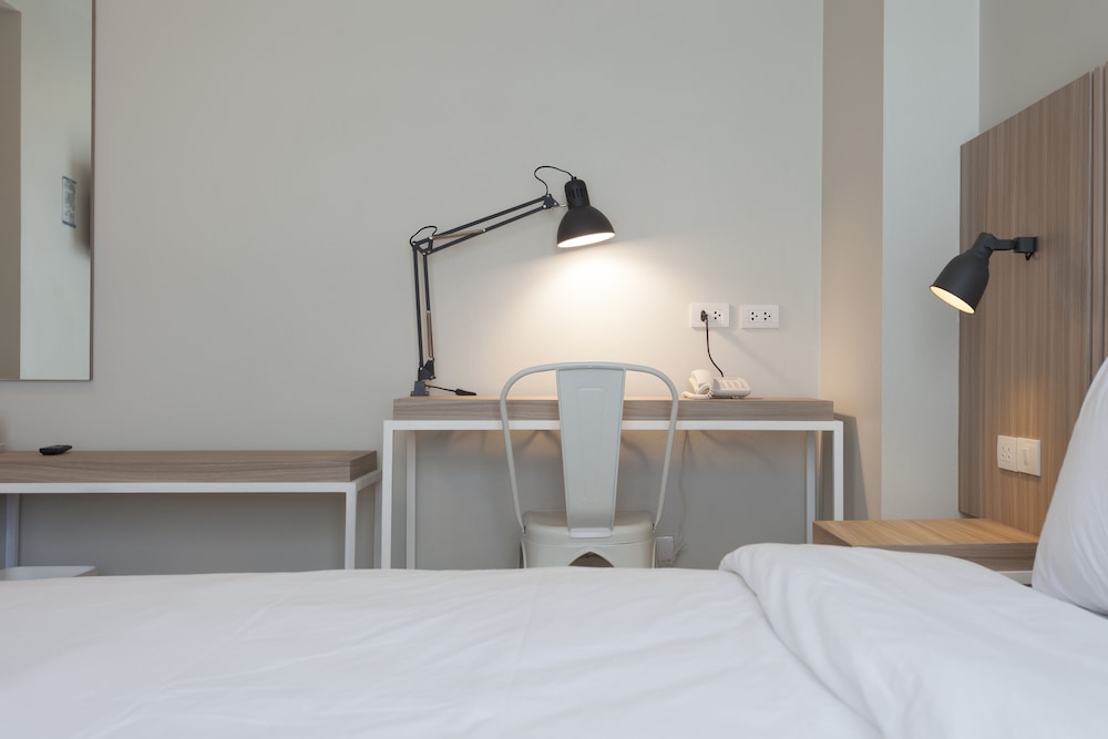 Easy Hotel 2 36/49