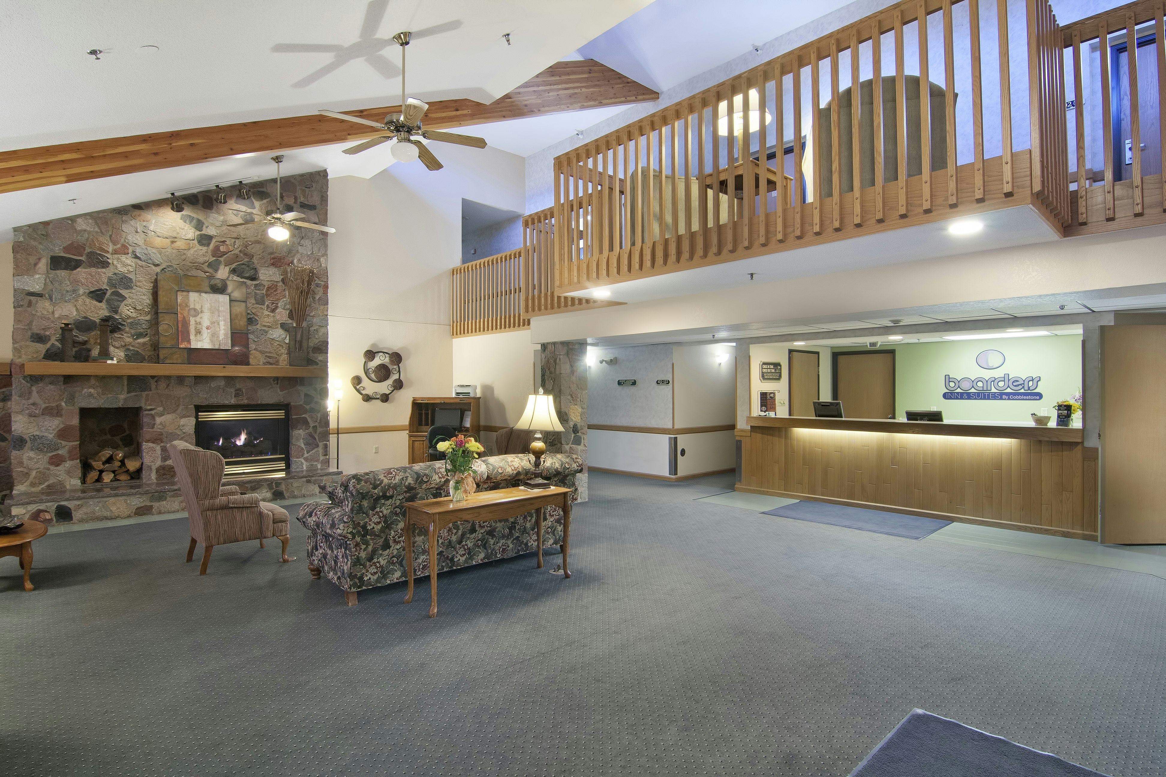 Boarders Inn Suites Faribault Mn 8/80