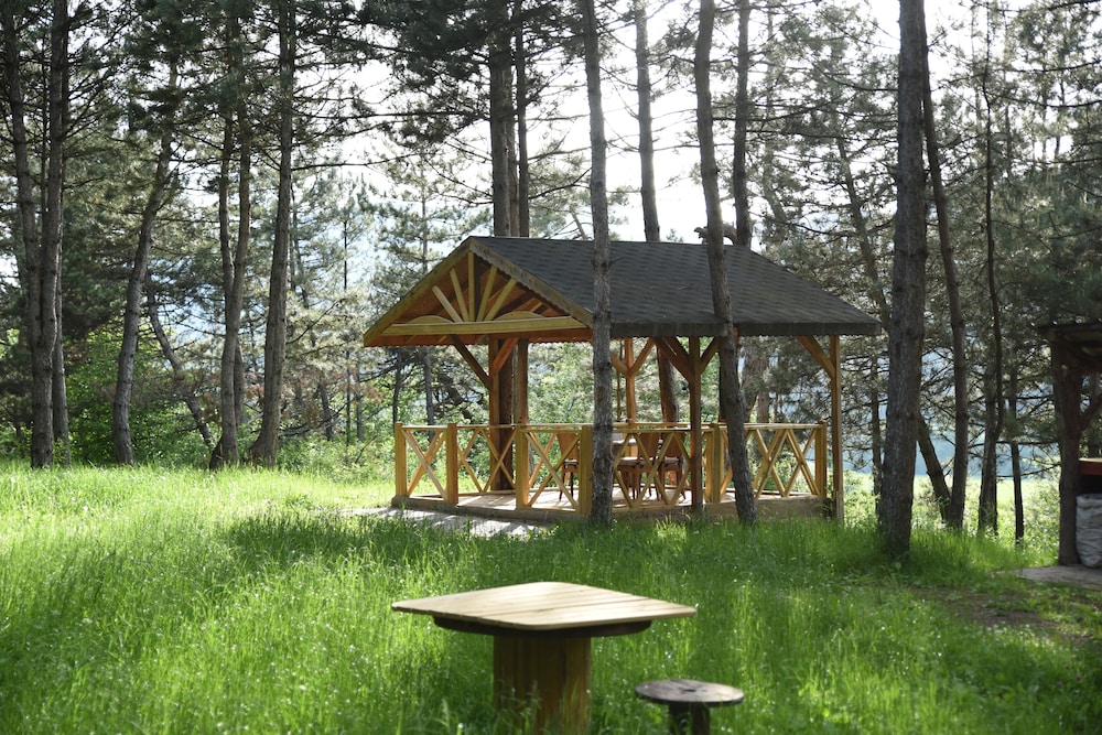 Campinari Doga Evleri & Restaurant 45/50