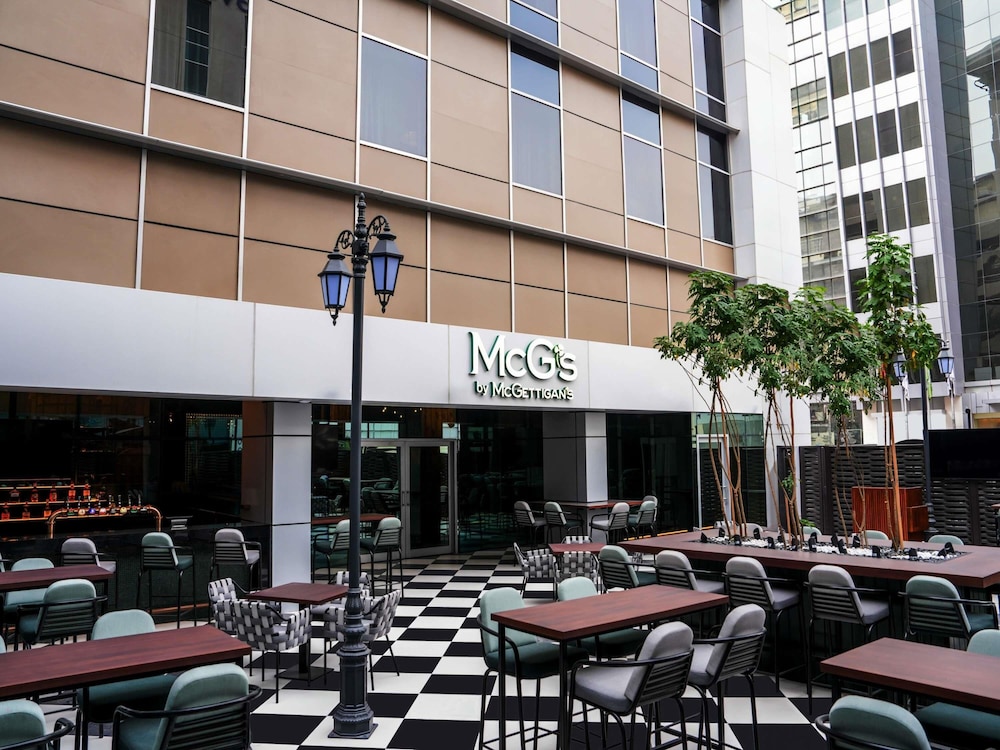 Novotel Suites Mall Avenue Dubai 43/49