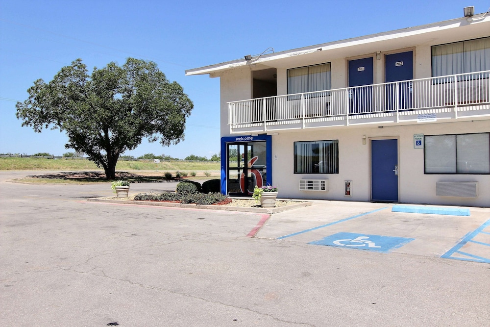 Motel6 Abilene, Tx 32/42