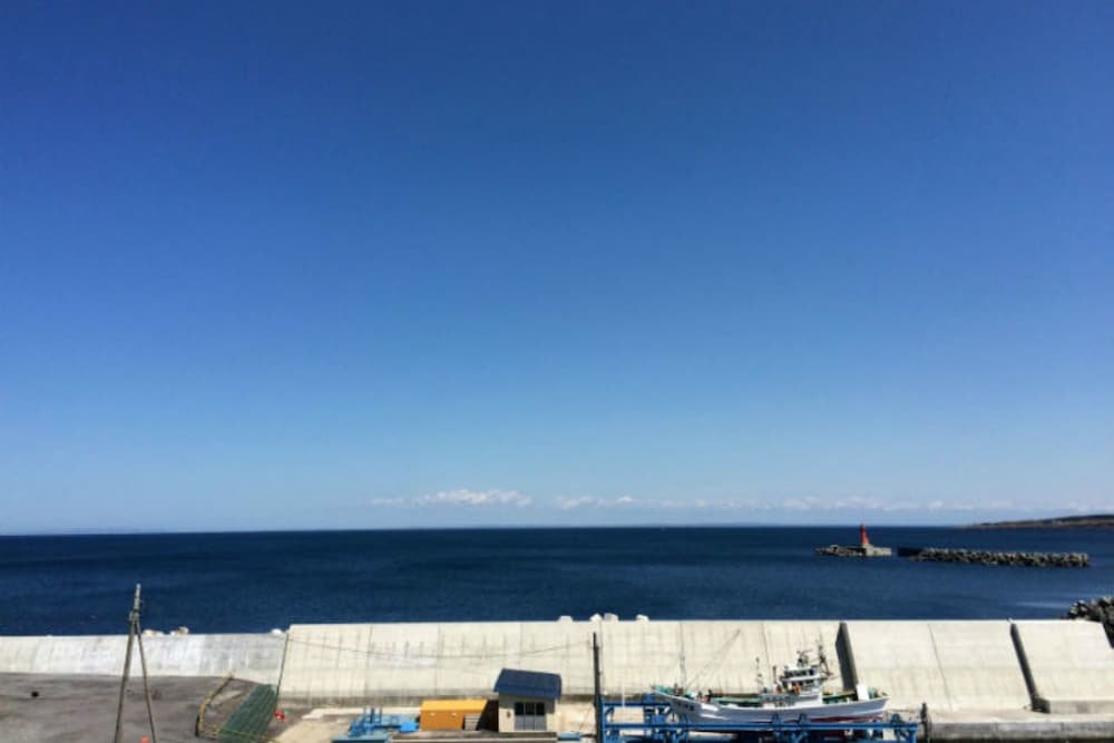 RISHIRI MARINE HOTEL 36/39