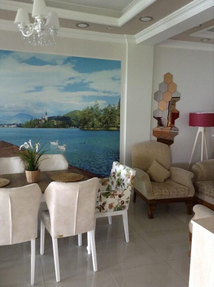 Hotel Mola 15/30