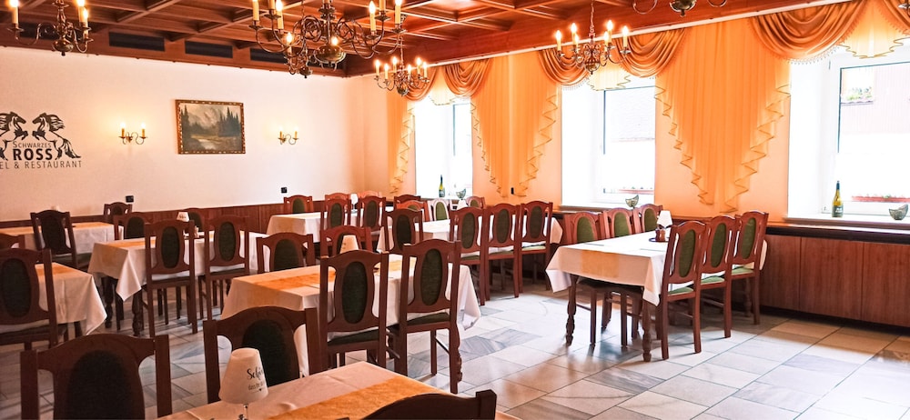 Hotel Restaurant Schwarzes Ross 51/60