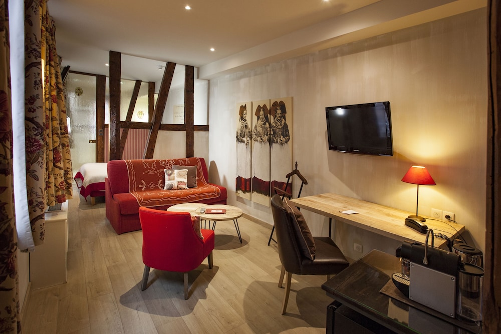 Hotel Beaucour 62/83