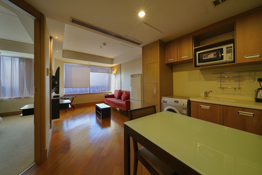 Jingguang Center Apartment 9/33