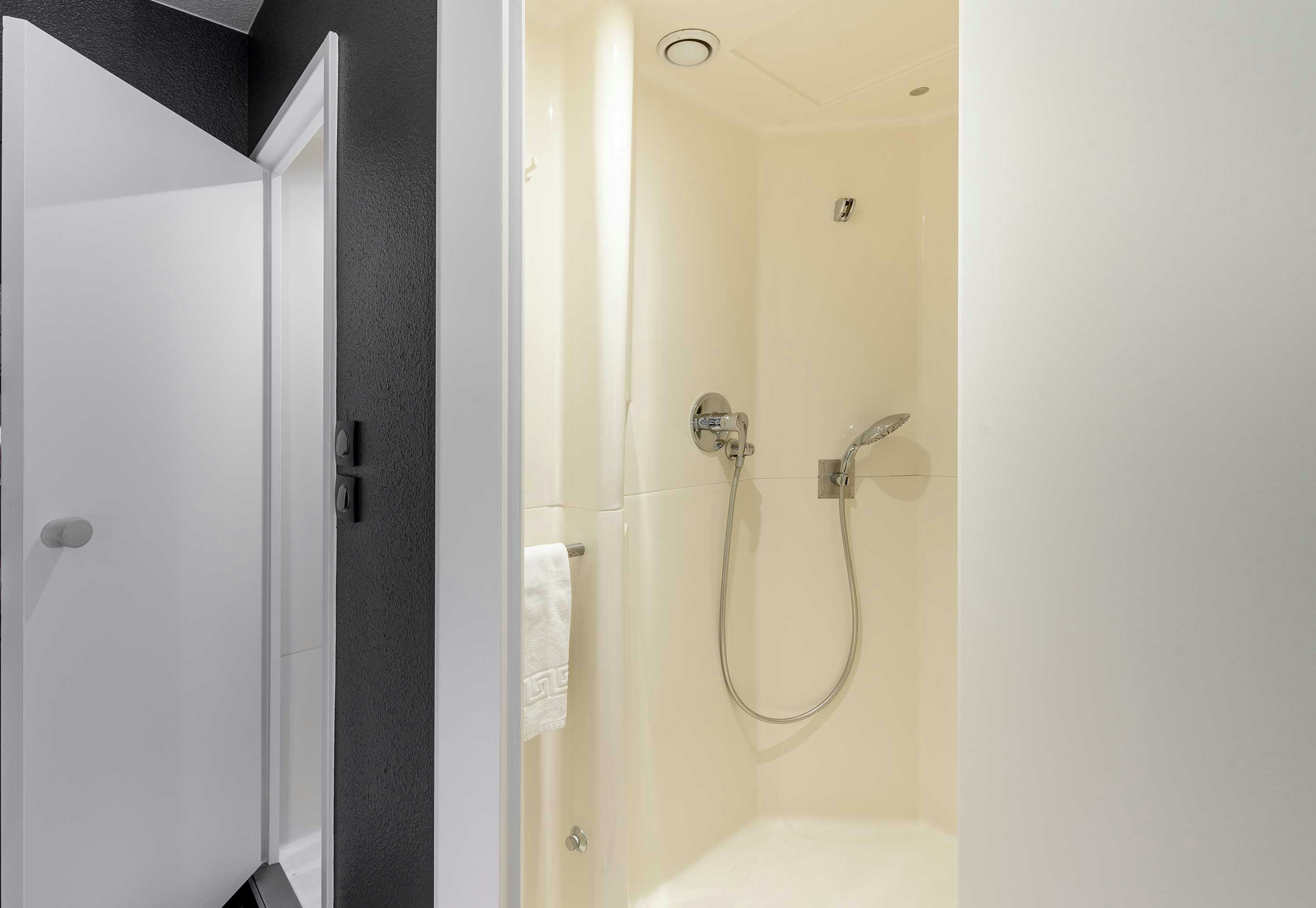 B&B HOTEL Toulouse Cite de l Espace Hurel 29/30