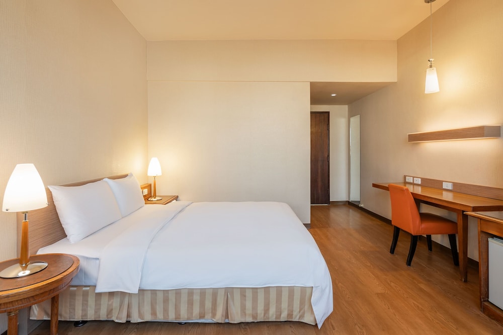 Kindness Hotel Wu Jia 35/58
