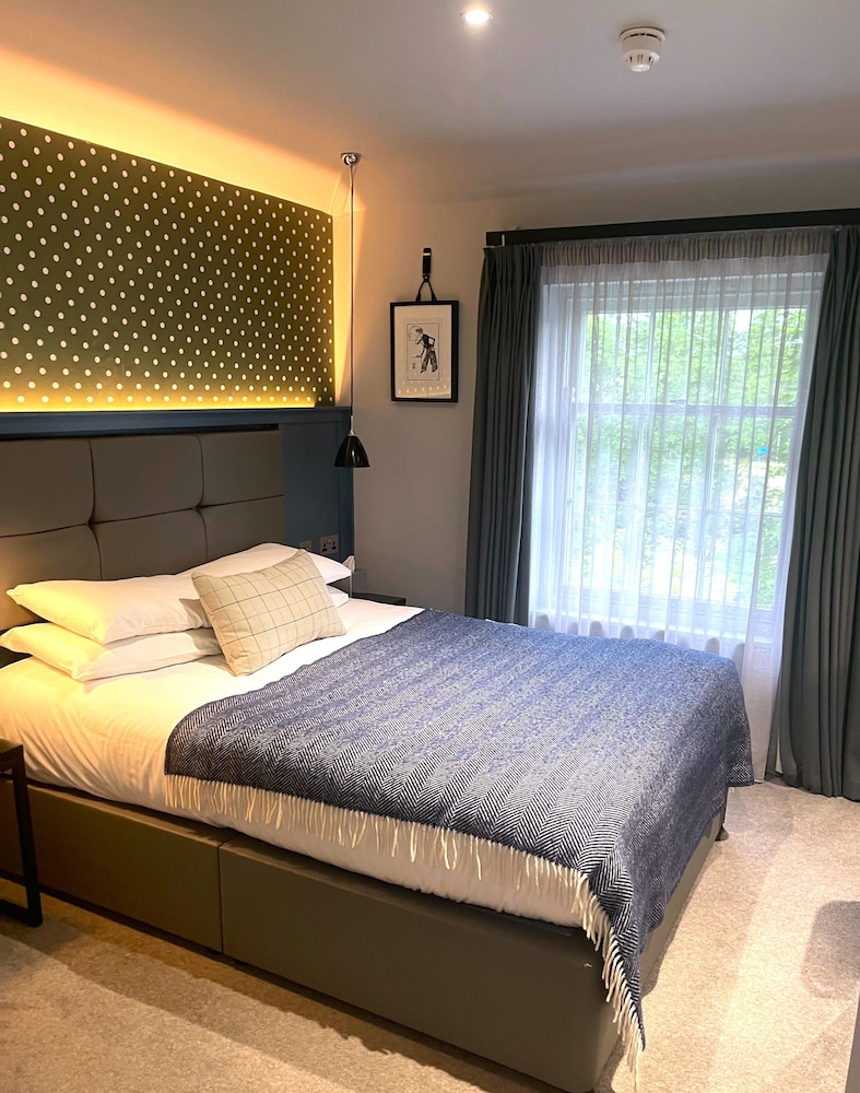 BASIC, DOUBLE BED