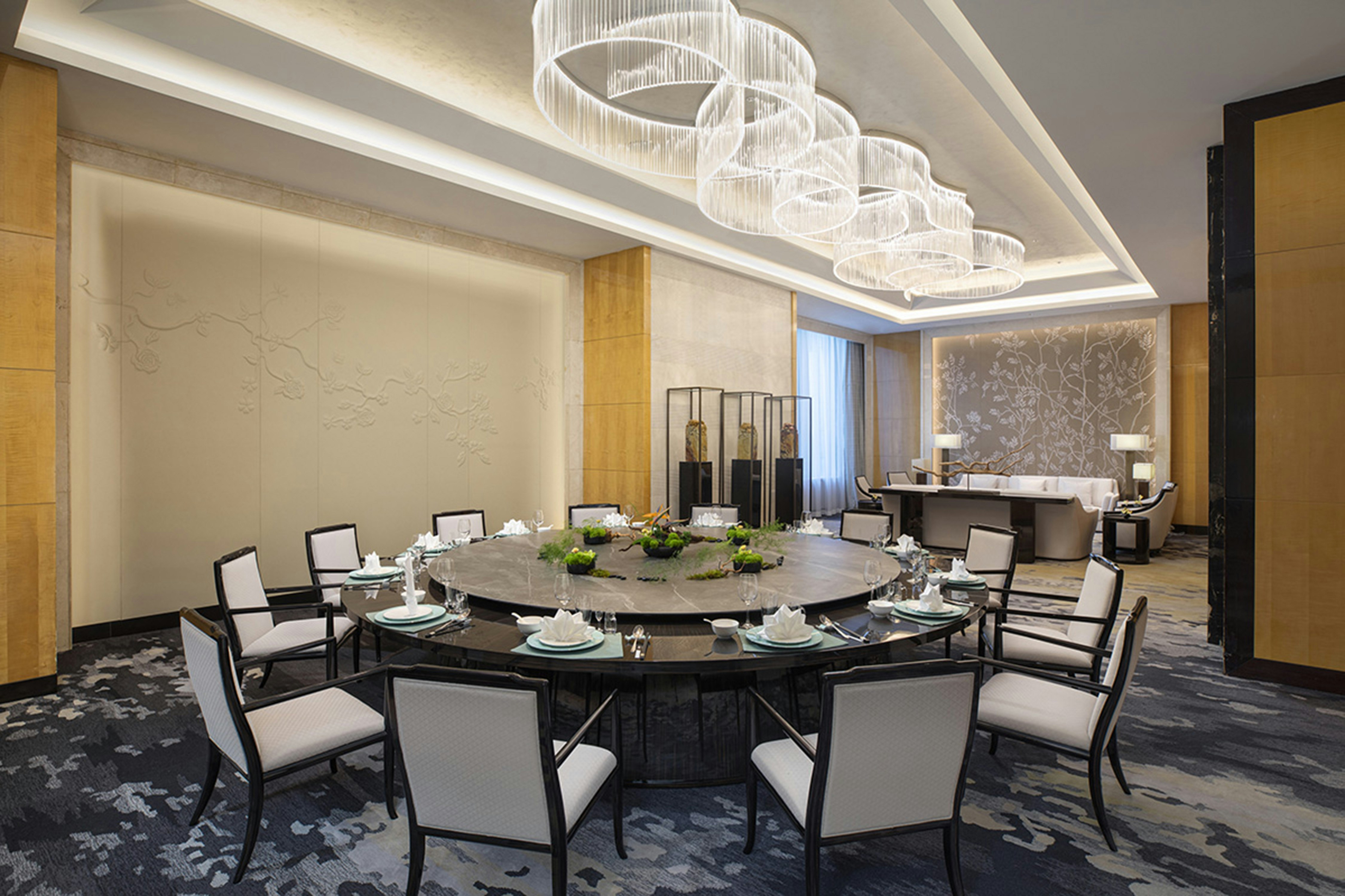 Hilton Nanjing 91/98
