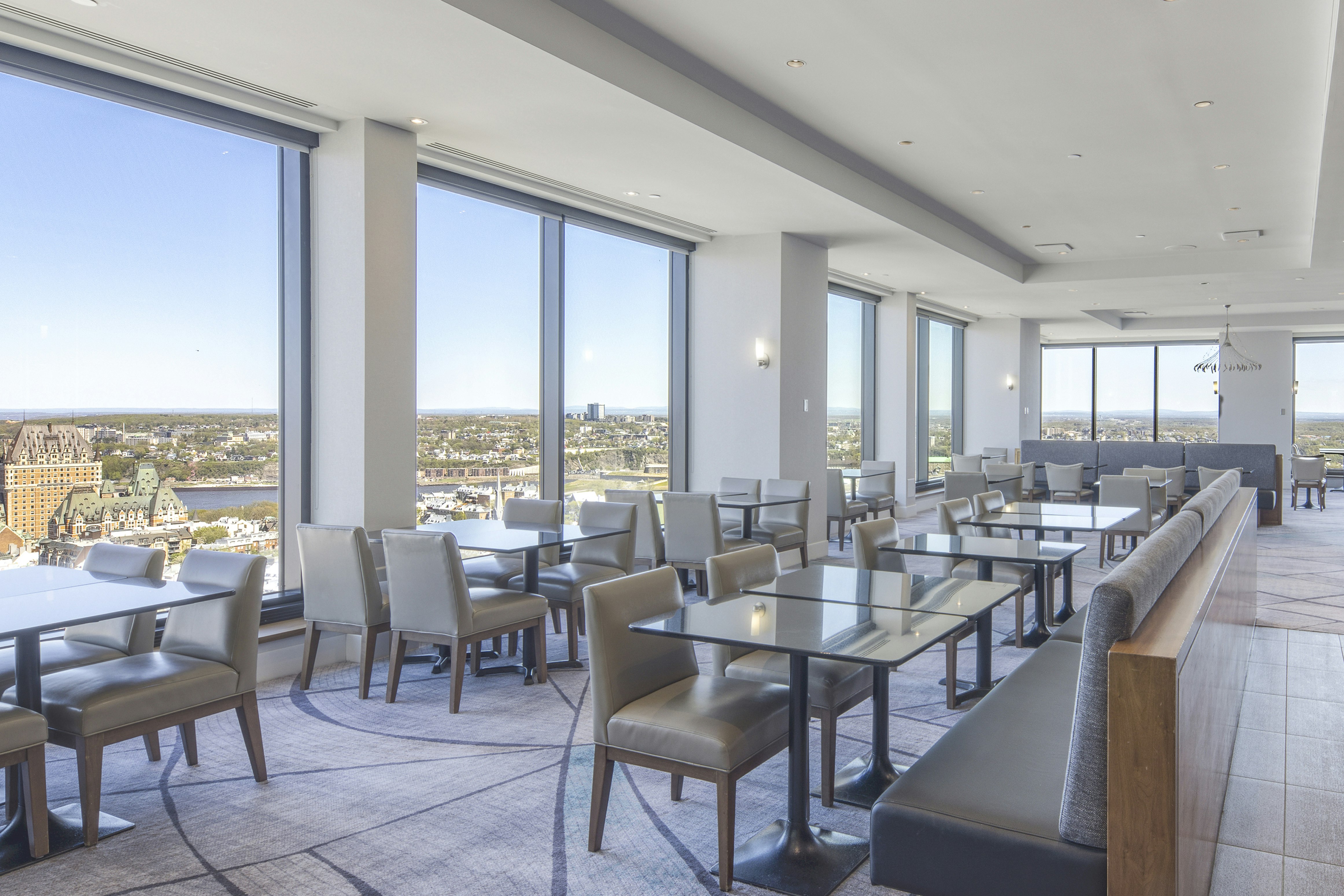 HILTON QUEBEC 43/57