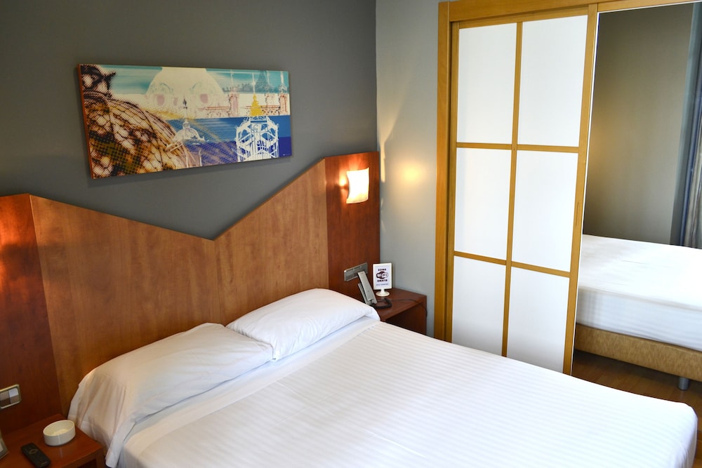 Hotel Alda Palacio Valdes 8/24