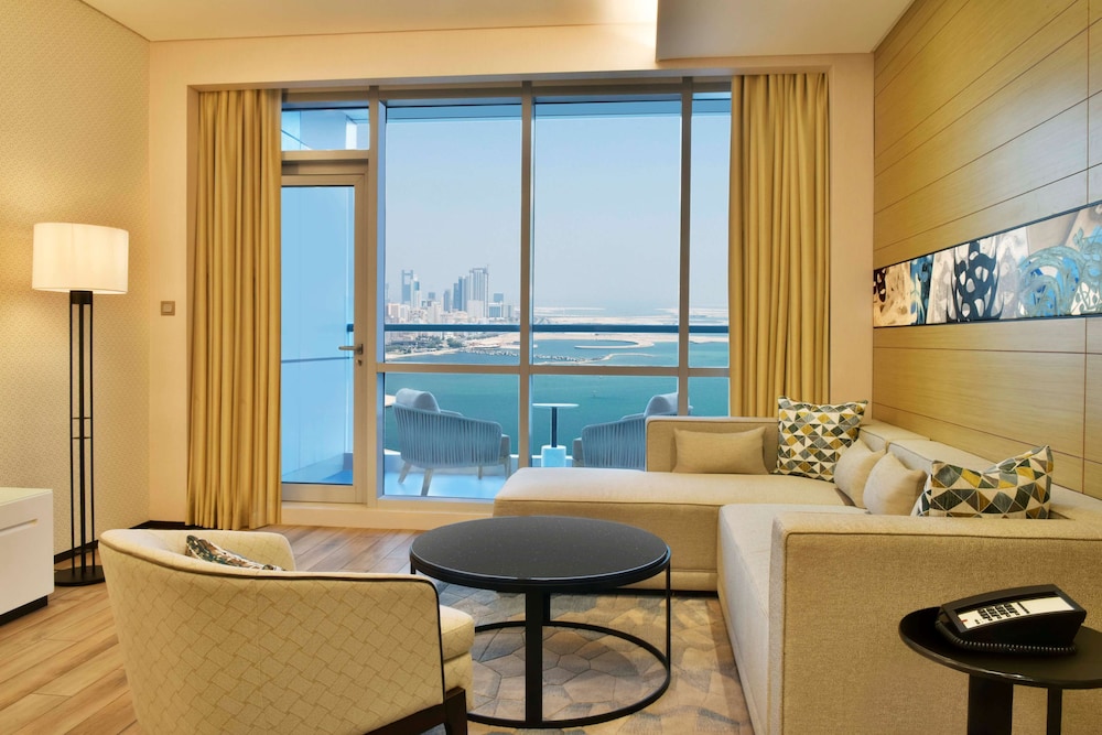 Hilton Bahrain 40/60