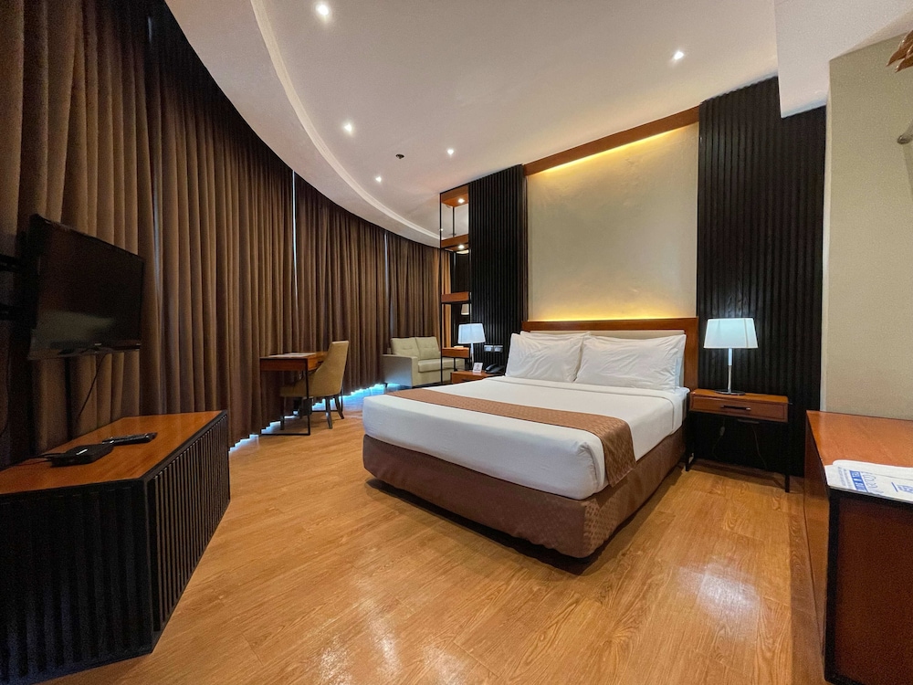 جناح استوديو بزنس بسرير كوين، Golden Peak Hotel and Suites powered by Cocotel 4/10
